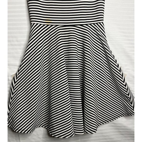Ava & Yelly Black White Striped Cold-Shoulder Dress Lace Neckline Fit & Flare Si - Picture 8 of 16